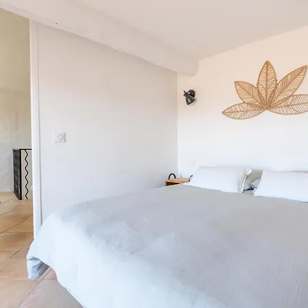 Le Refuge De Maximin Yourhosthelper * Saint-Maximin (Gard)
